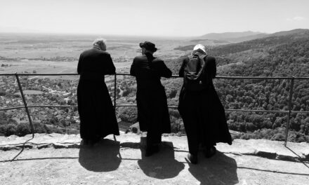 Trois curés…