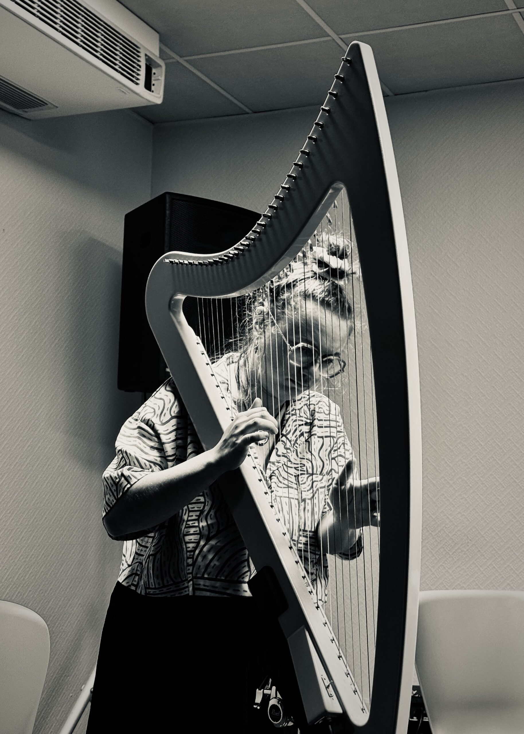 Marina à la harpe